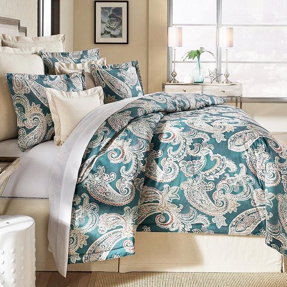 Noble Excellence Other - Noble Excellence Roxanna Full/Queen Comforter Set